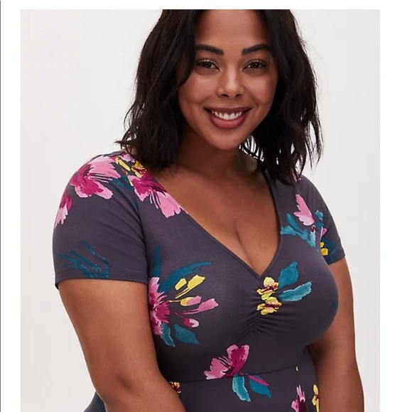 Nwt Torrid size 3 Soft Floral Handkerchief Dress - Picture 3 of 6